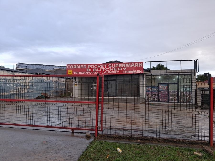 To Let Commercial Property for Rent in Amalinda Eastern Cape